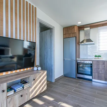 Kedria Lounge And Infinity Sea View *