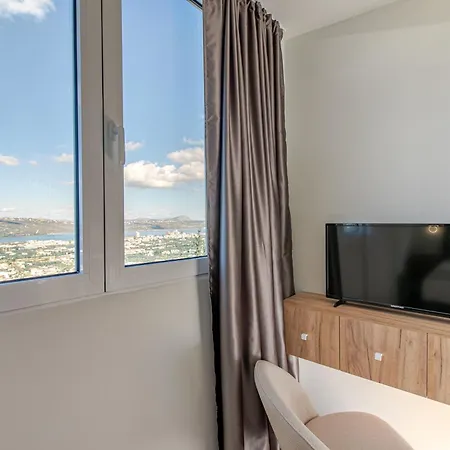 Kedria Lounge And Infinity Sea View Daire