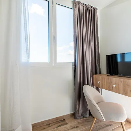 Kedria Lounge And Infinity Sea View * Chania (Crete)