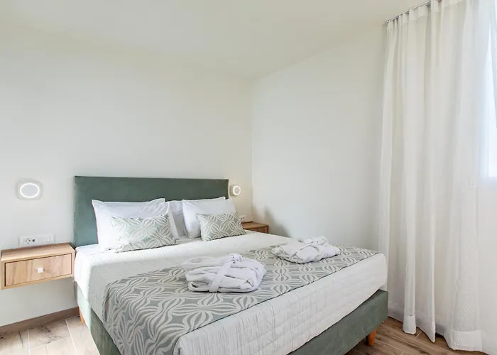 Kedria Lounge And Infinity Sea View * Chania (Crete)